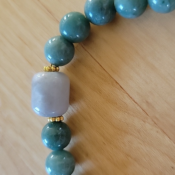 Jadeite Bracelet - Picture 3 of 3
